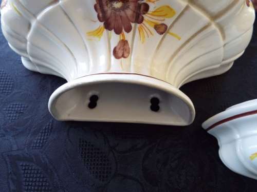 WOW RARE FOUND  Hand Painted Italian Lavabo Wall Fountain italy