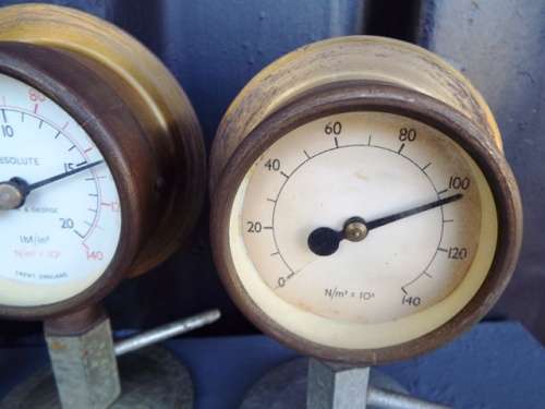collection of 5 Vintage Griffin & George Absolute Pressure Gauge