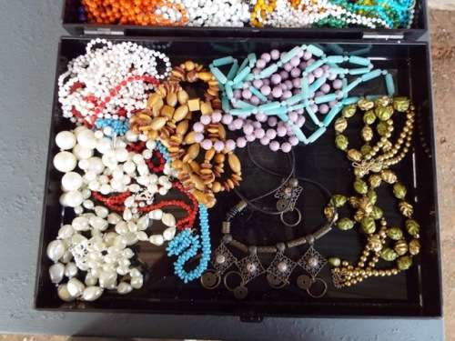 vintage necklaces a lot of them  jewellery