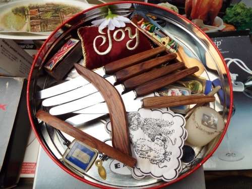 WOW vintage stuff in big case lots of new vintage items in boxes as 1 lot