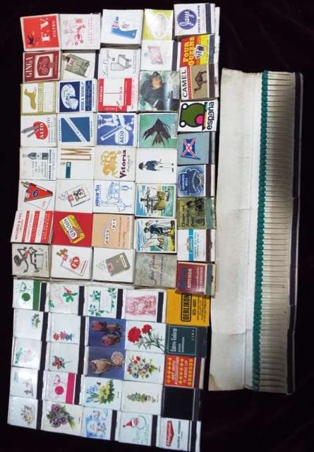 Lot of 65 Vintage Matchboxes at R1  start