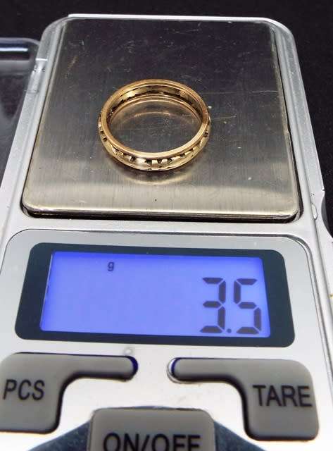 NICE vintage 9ct gold ring