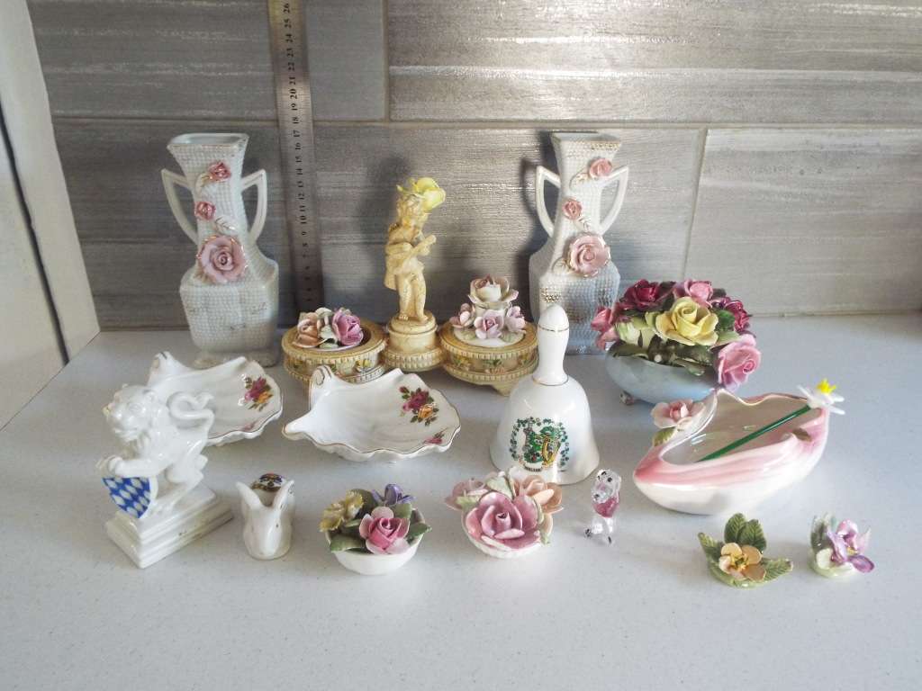 WOW,,,,Vintage/Antique lot of nice porsalain as 1 big lot