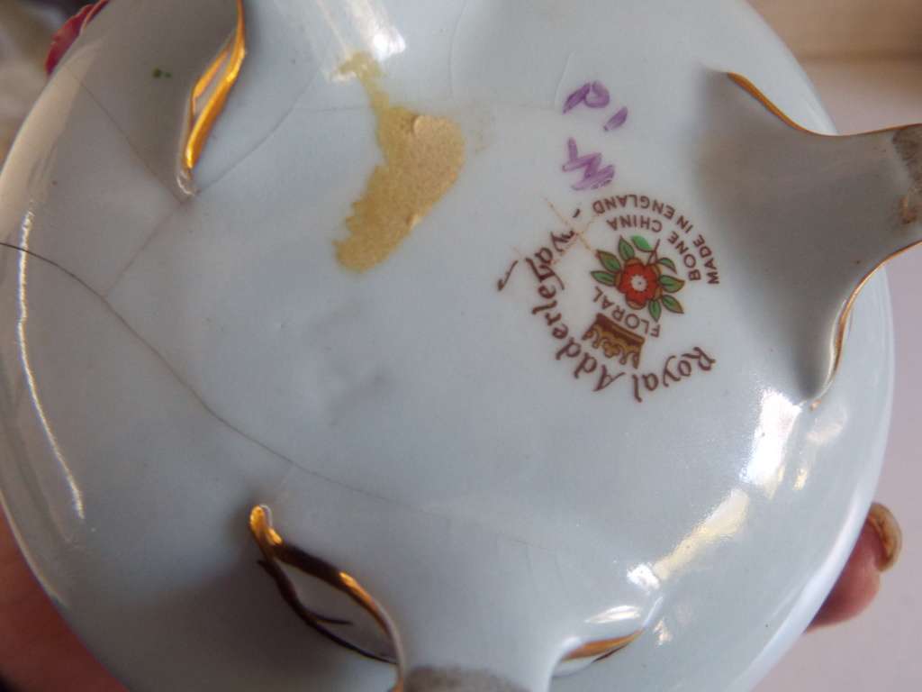 WOW,,,,Vintage/Antique lot of nice porsalain as 1 big lot