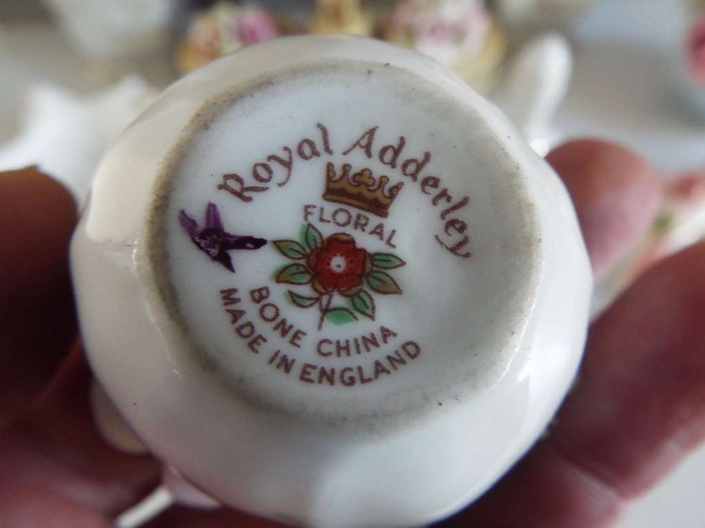 WOW,,,,Vintage/Antique lot of nice porsalain as 1 big lot