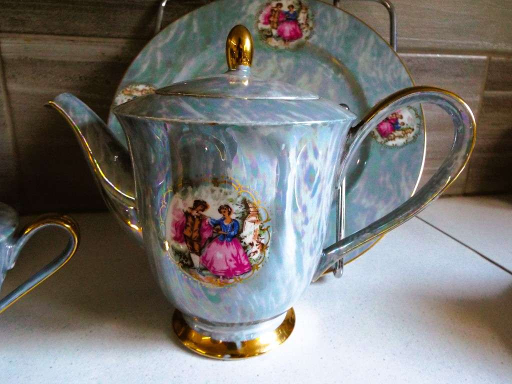 Vintage Tea Set  4  Trios, Milk Jar, Sugar Bowl, Tea Pot and Cake Plate (mother of pearl)