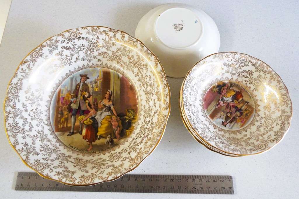 RARE , Johnson Bros,  Bowls  set of 7 golden gilt