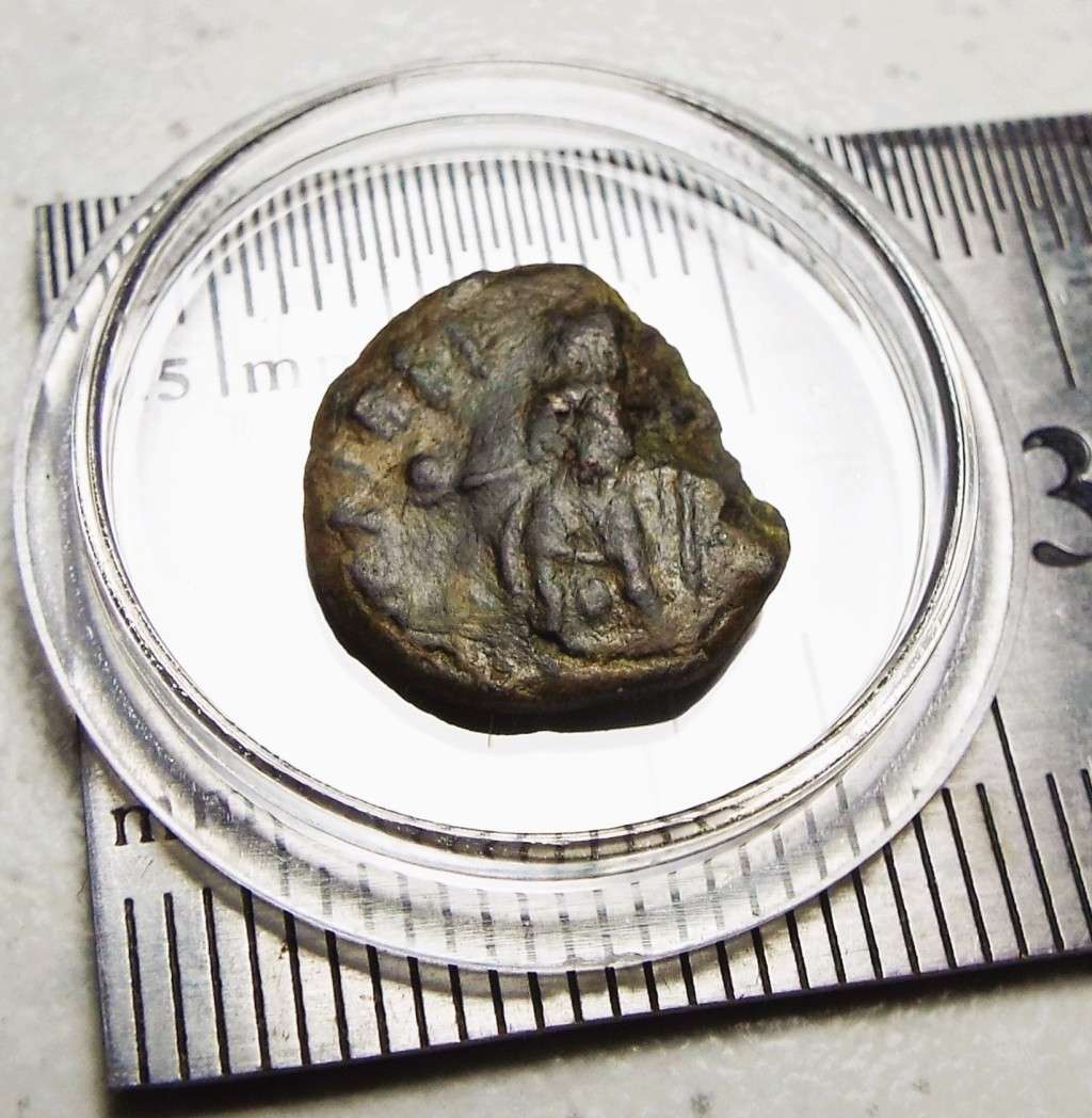 RARE Ancient Roman  Coin ,,,2000 year old coin (D)