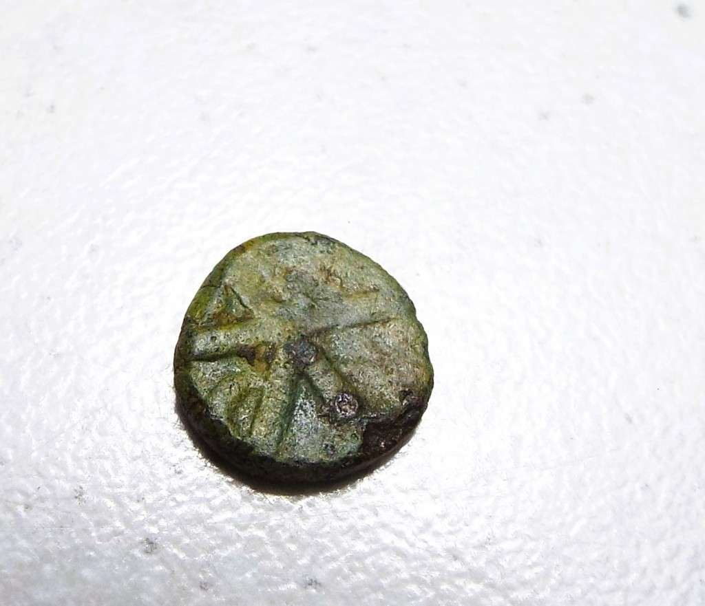 RARE Ancient Roman  Coin ,,,2000 year old coin (H)