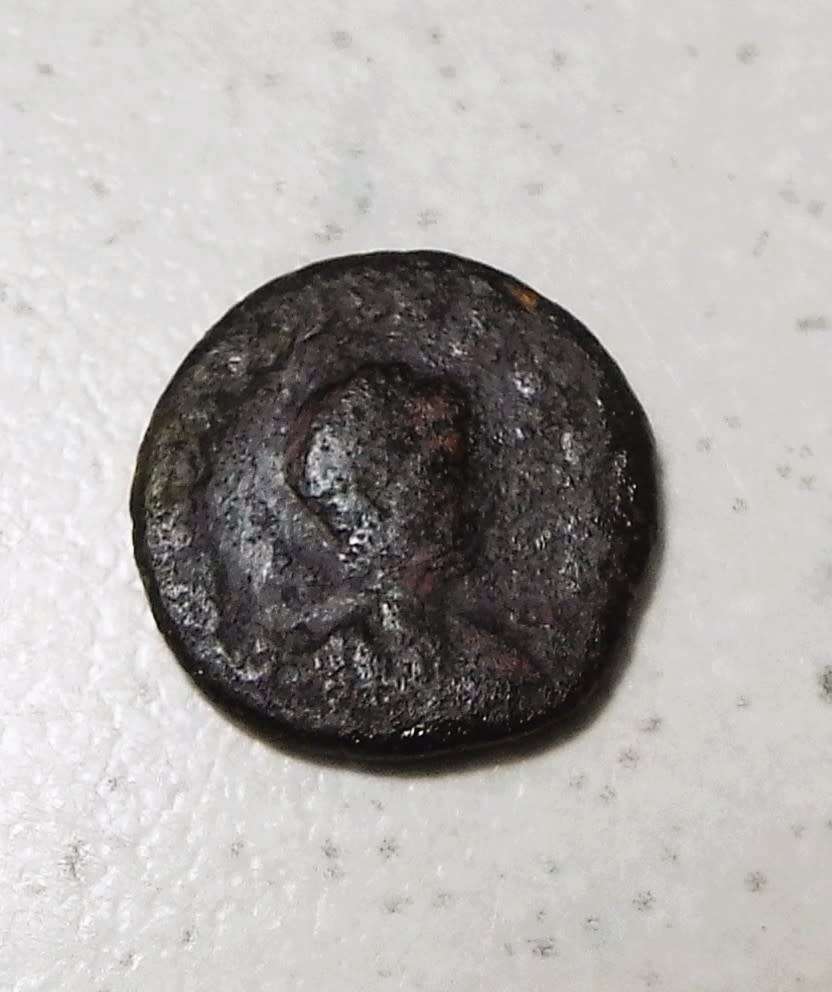 RARE Ancient Roman  Coin ,,,2000 year old coin (J)