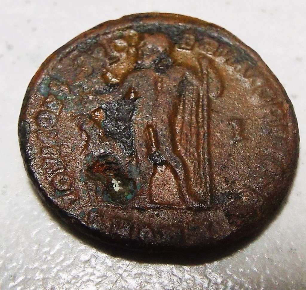 RARE Ancient Roman  Coin ,,,2000 year old coin (K)