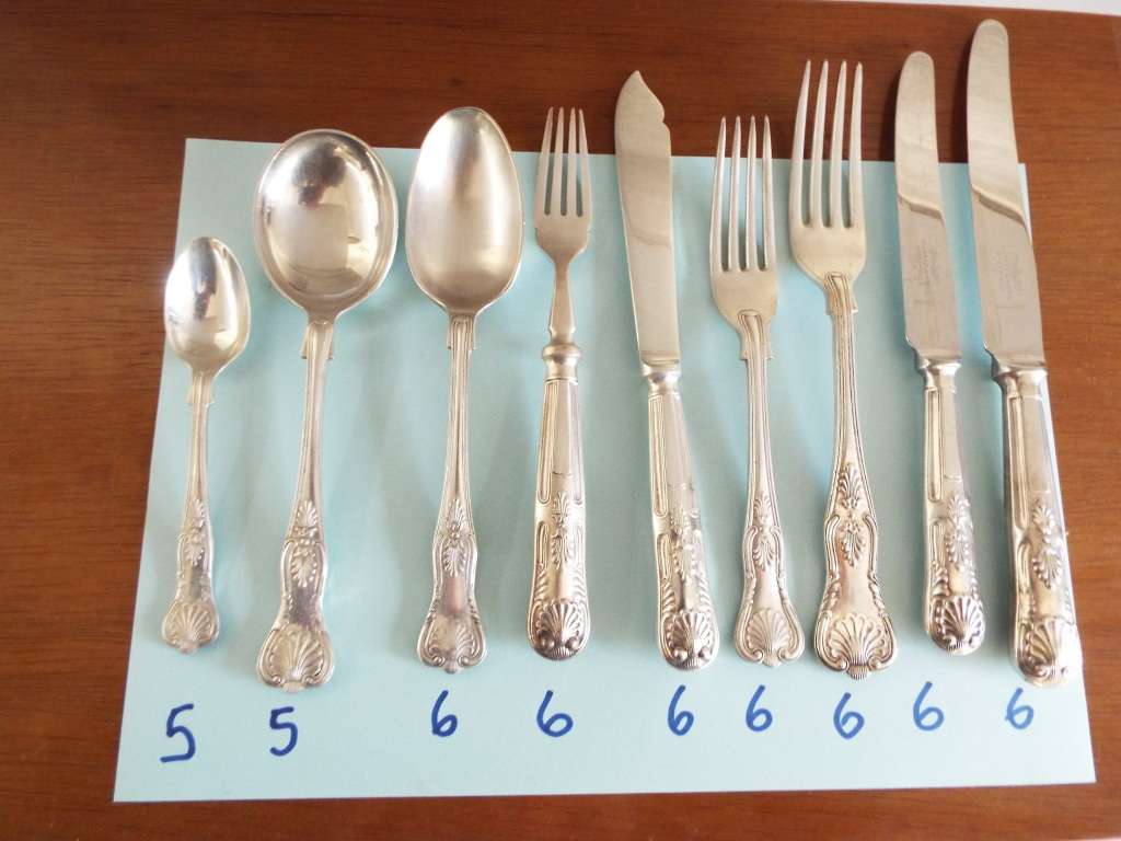 RARE 54 PIECE SILVER PLATE MAPPIN & WEBB , PATTERN CUTLERY CANTEEN SET