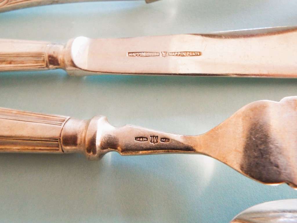 RARE 54 PIECE SILVER PLATE MAPPIN & WEBB , PATTERN CUTLERY CANTEEN SET