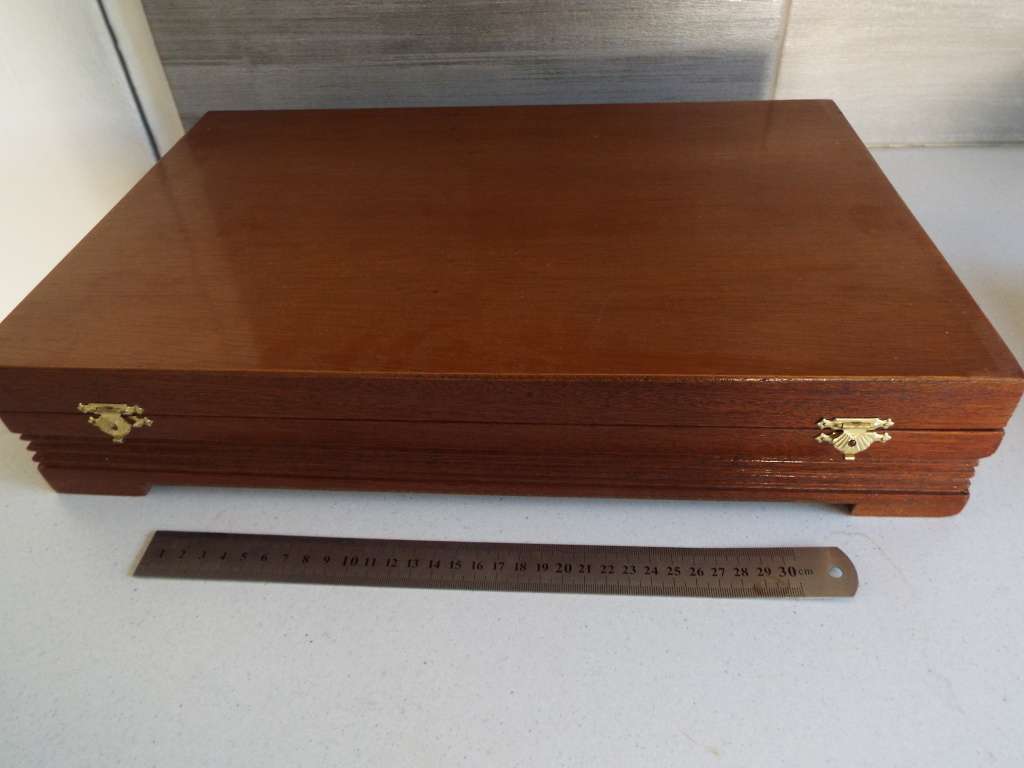 RARE 54 PIECE SILVER PLATE MAPPIN & WEBB , PATTERN CUTLERY CANTEEN SET