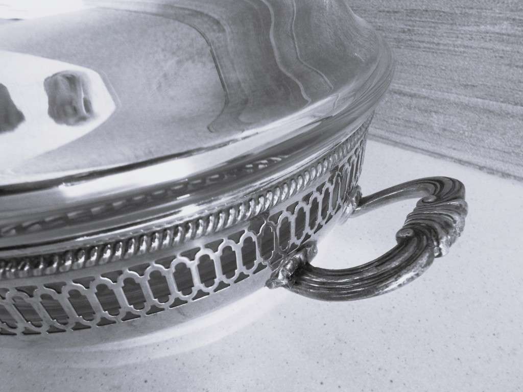 Vintage Silver plated covered dish with Pyrex glass  dish