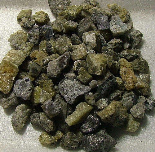 WOW,,,  ROUGH 100% NATURAL TANZANITE AA 1000ct ,top top top