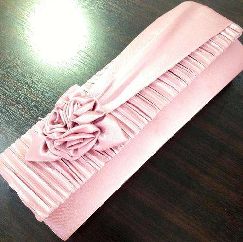 ONLY ONE on auction-PINK ROSE PARTY BAG