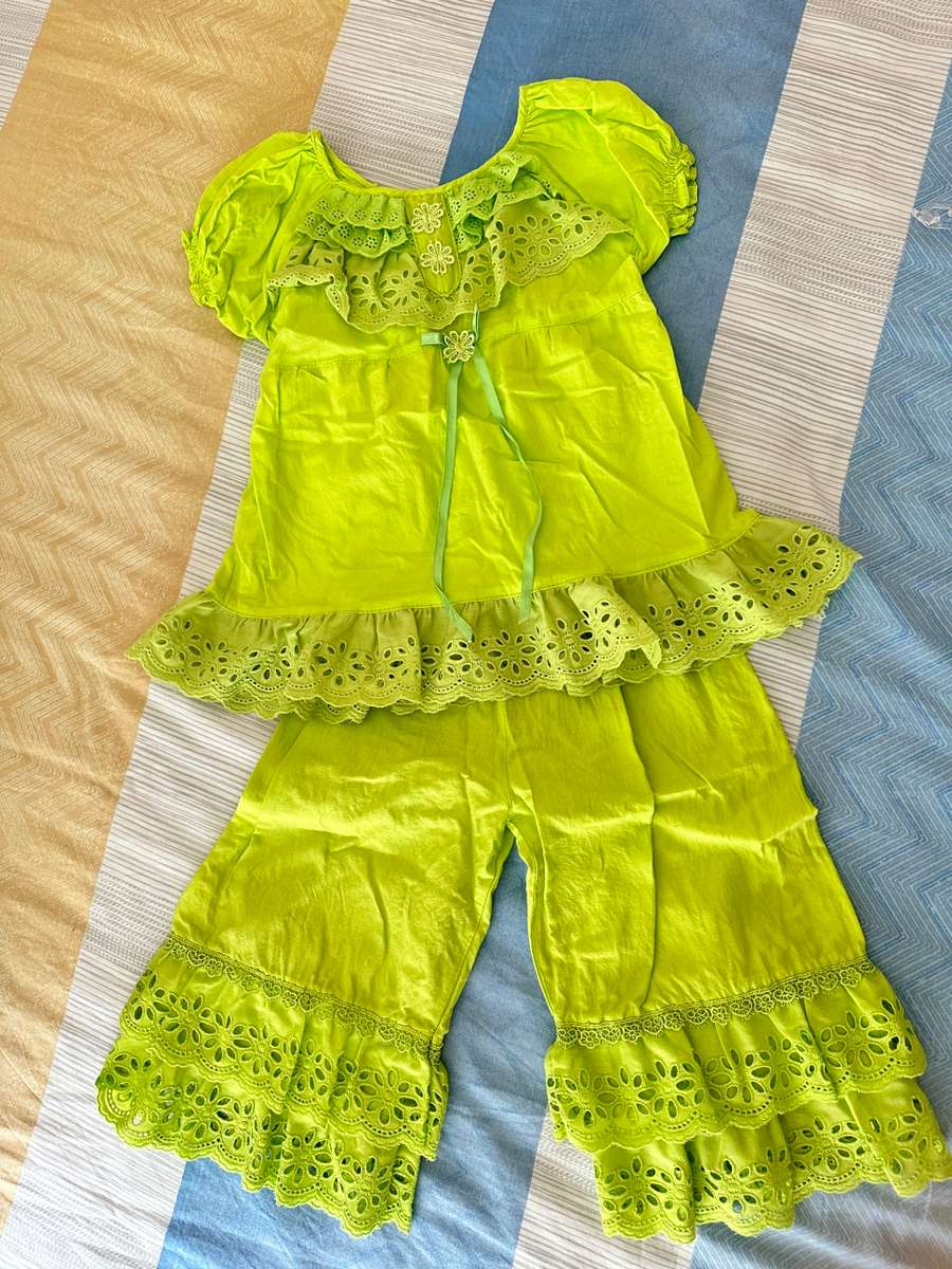 Bright Green Summer suit for girls 5-6Y