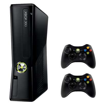 Xbox360 320gb console + 2 Wireless controllers + 10 games   AS NEW!!!!!!!!!!
