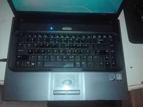 HP 530 LAPTOP ***VERY GOOD CONDITION***