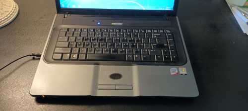 HP 530 LAPTOP