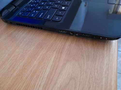 HP 15-R209NI LAPTOP - GREAT BATTERY LIFE|MINT CONDITION