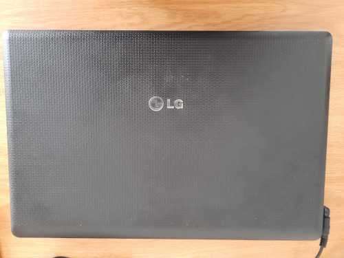 IMMACULATE CONDITION LG C500 LAPTOP