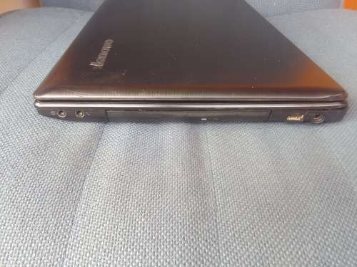 AMD E-450 CPU_Radeon Graphics_4 Gig RAM_500Gig HDD Lenovo G575 Laptop