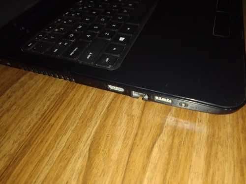 HP 15R031SI Laptop