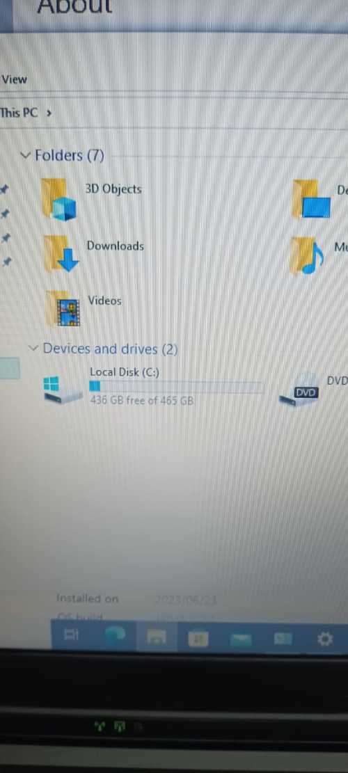 ***Immaculate***Lenovo Core i3*4 Gig Ram*500 Gig Hdd*Good Battery Laptop****