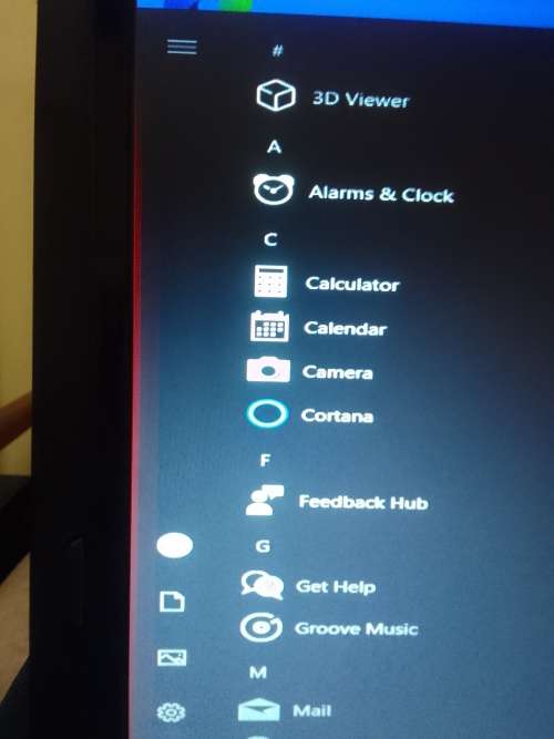 (INTEL i7 CPU/16 Gig RAM/3 GIG DDR5 GFX)Gaming MSI MS1761 Laptop - (See Last Photo)