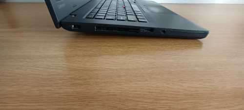 Beautiful Core i5 6200U/8 Gig Ram/500 Gig Very Fast Lenovo L460