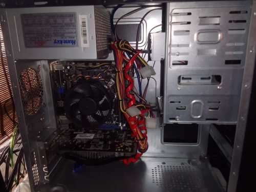 Core i5/8 Gig Ram/1 Gig DDR5 GFX/500 Gig HDD DESKTOP PC + MONITOR,SOUNDBAR,KEYBOARD,MOUSE, WIFI ADT