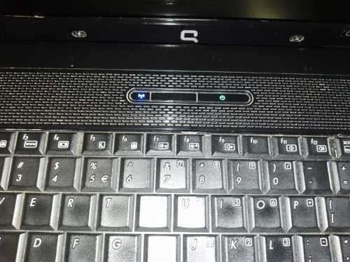 Entry Level HP Compaq 610 Laptop - Operates Perfect --- ONLY NEEDS A NEW SCREEN!