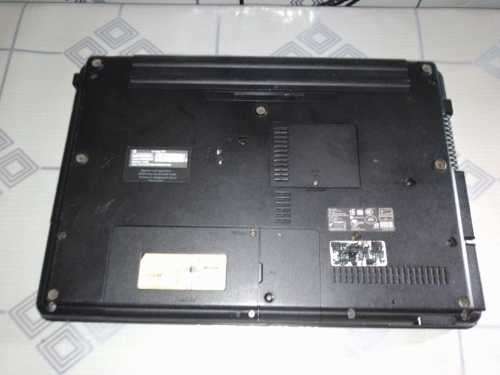 Entry Level HP Compaq 610 Laptop - Operates Perfect --- ONLY NEEDS A NEW SCREEN!
