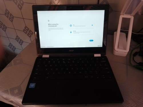 Acer Chromebook R11 C738T-C9SH 11.6` Celeron Notebook - Intel Celeron N3060, 32GB HDD, 4GB RAM