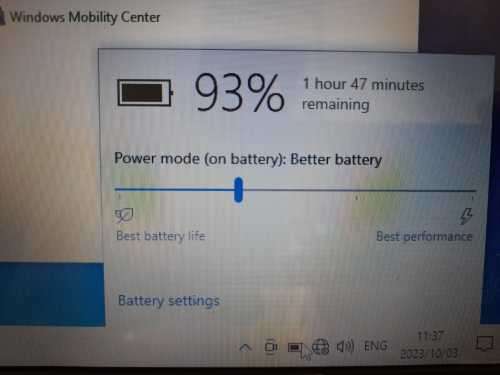 Toshiba L850 - Core i7 CPU/8 Gig Ram/2 Gig Radeon HD GFX/750 Gig HDD - Excellent Battery.