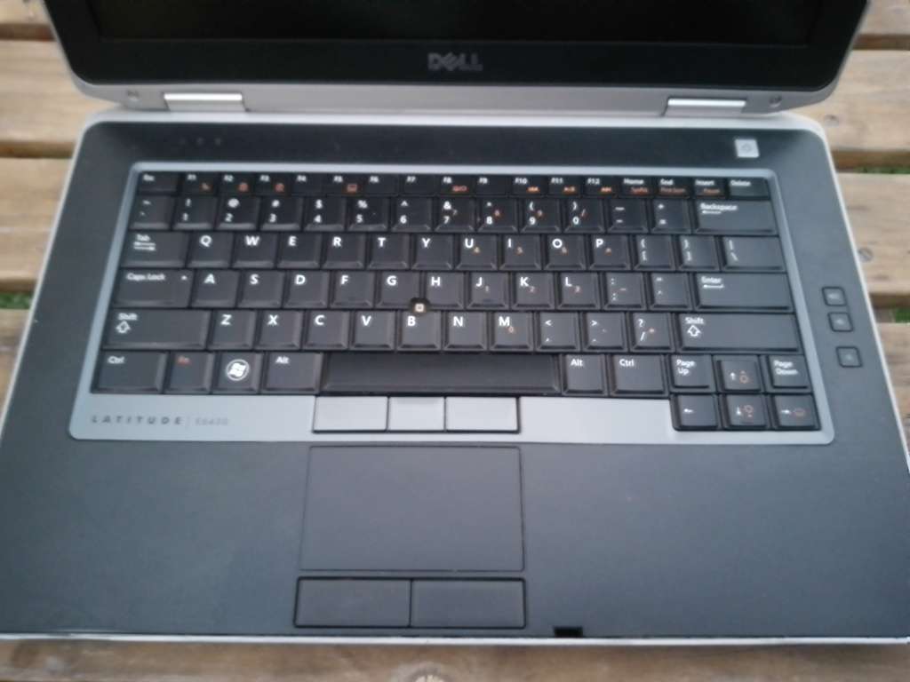 DELL Latitude E6430 - Core i7|8 Gig Ram|320 GIG HDD|Nvidia NVS 5200 GPU Laptop.