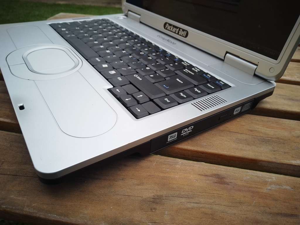 Packard Bell EasyNote MIT-RHEA-C Laptop 15.4`