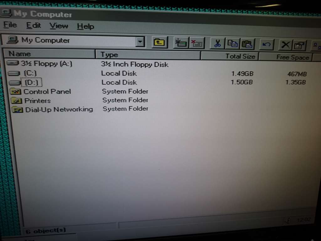 AN ABSOLUTE VINTAGE COMPUTER - WINDOWS 95 - EXCELLENT WORKING ORDER!