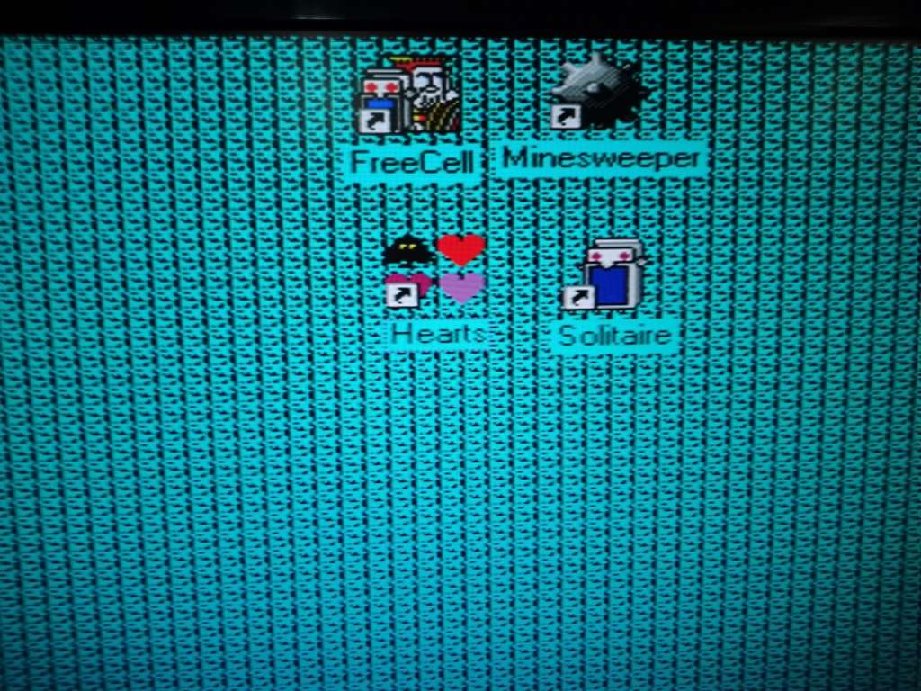 AN ABSOLUTE VINTAGE COMPUTER - WINDOWS 95 - EXCELLENT WORKING ORDER!