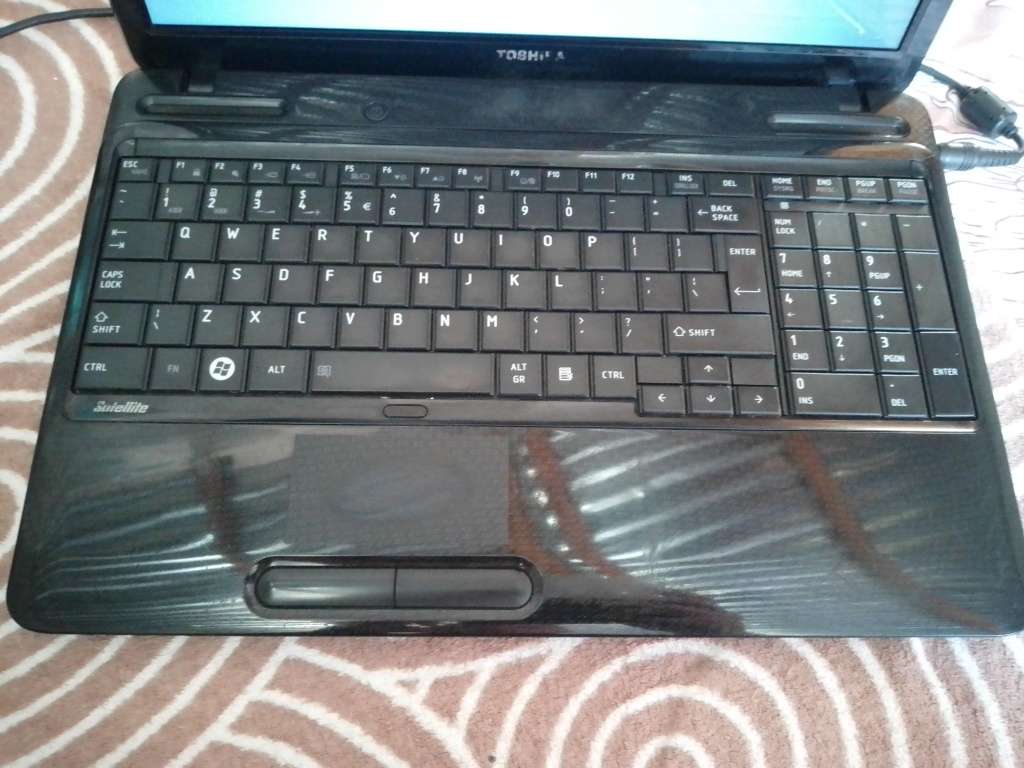 CORE i5 CPU/2 Gig Ram/500 Gig HDD --- TOSHIBA L650 LAPTOP