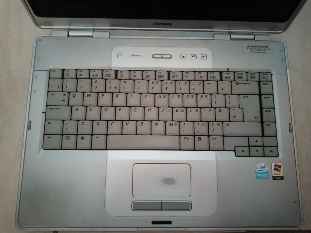 HP COMPAQ PRECARIO C300