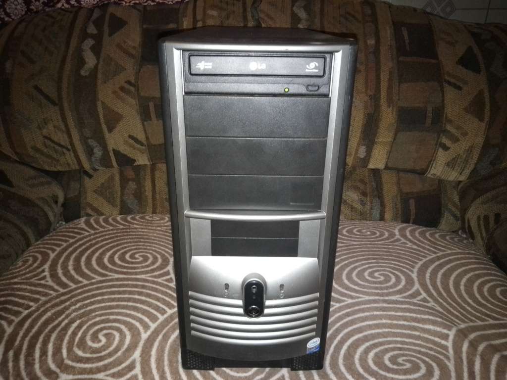 Desktop Computer (MSI) + Wireless Keyboard & Mouse