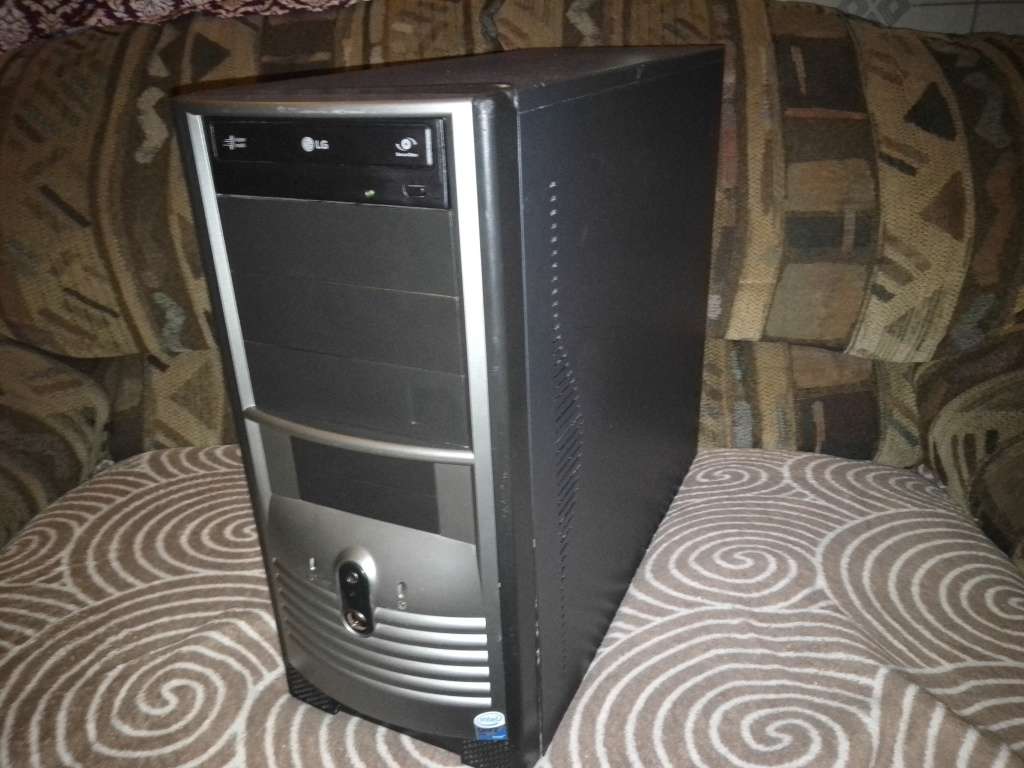 Desktop Computer (MSI) + Wireless Keyboard & Mouse