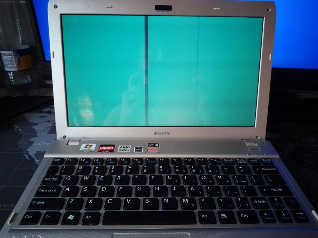 Sony Vaio PCG-31211W (Please Read Add)