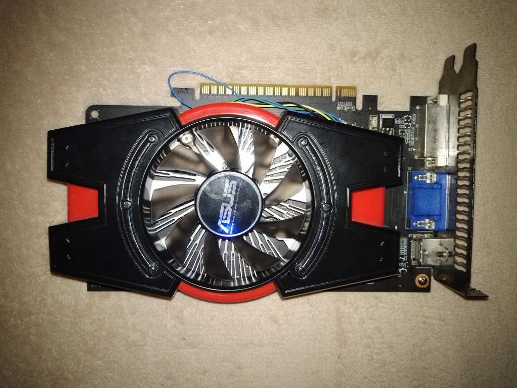 ASUS GT440 1GIG DDR3 GRAPHICS CARD (Read Add Please)