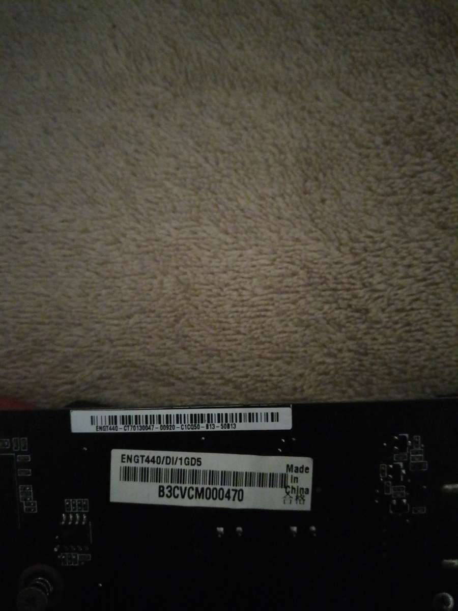 ASUS GT440 1GIG DDR3 GRAPHICS CARD (Read Add Please)