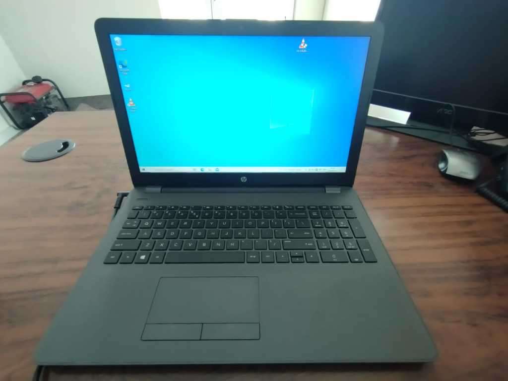 HP G250 G6 - 120 GIG SSD,4 GIG RAM, CORE i3 6006U CPU, INTEL 520 HD GFX -- BRAND NEW BATTERY