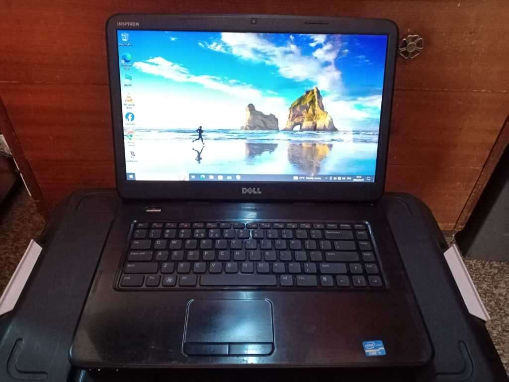 Dell Inspiron N5050 Core i5 CPU/ 4 Gig Ram/ 500 Gig HDD Laptop